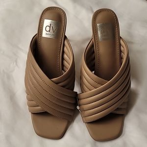 DV by Dolce Vita Tan Heels